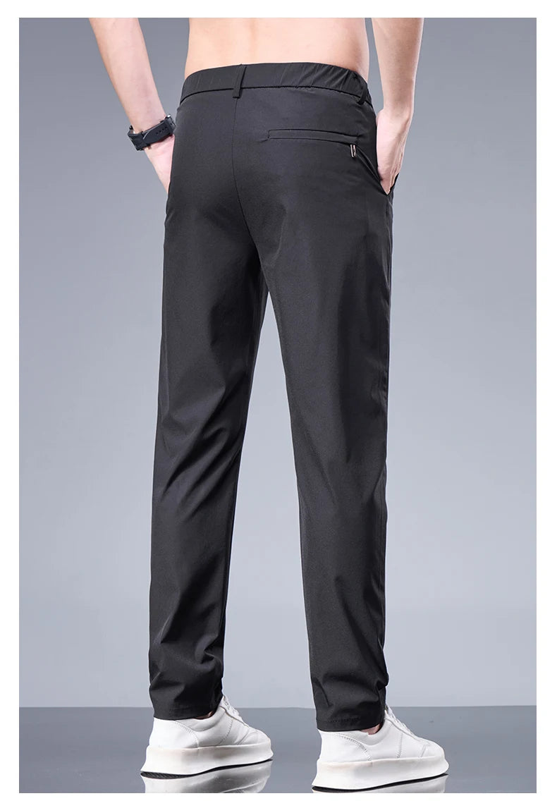 Pantalones transpirables para hombre, estilo casual-elegante con comodidad superior.